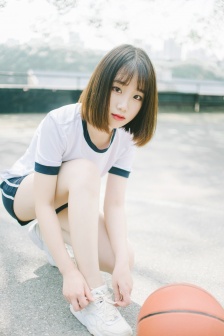 校花的贴身高手笔趣阁(高久尚子)全本